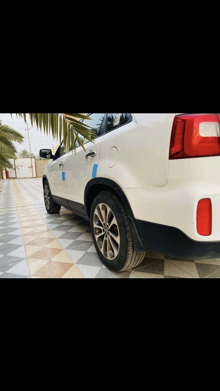 كيا سورنتو
١٤ خليجي ٧راكب ٦ سلندر بصمة تشغيل
+بصمة ابواب ٣ قطع تبريد +تدفئة سيارة بأسمي ثاني يوم المداورمواصفات كاملة
ذي قار سو ق الشيوخ 
ناحية كرمة بني سعيد السعر ١٩٥ وبيه مجال بسيط الاتصال على رقم
***********
