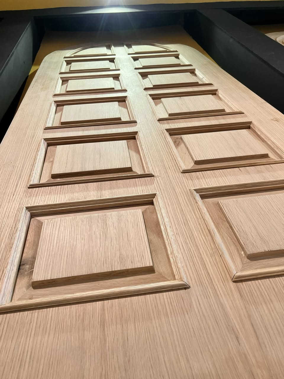 ابواب سنديان للبيع جديدات ممنصوبات 
240*100 سم
ثكال للاتصال ***********
واتساب ***********
