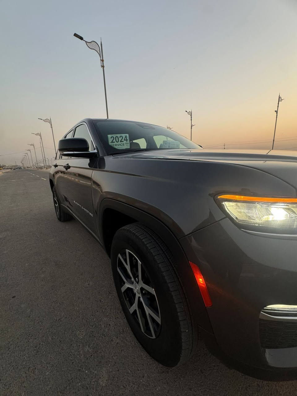 للبيع جيب 2024 فول مواصفات  بسمي بغداد  مشروع وطني سنويه جديدة الضرر فقط قطعه نفسه مسويه بدون دواخل ابد على وضع الشركة بلادية/ بيع او مراوس  عنوانه واسط قضاء الصويرة/ ***********
