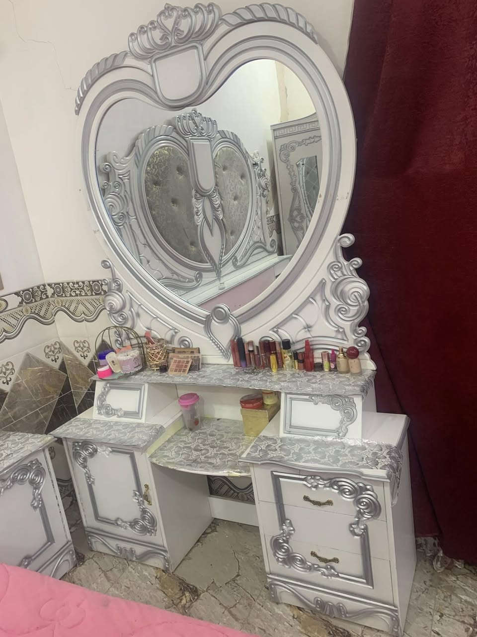 مكلفه بالنشر 

غرفة نوم للبيع نظيفة سعرها 850 وبيها مجال 
@إشارة


**إذا كنت صاحب هذا الإعلان وتريد حذفه لأي سبب، رجاءا أرسل رسالة إلى الدعم الفني**