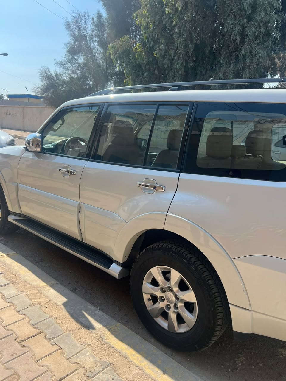 باجيرو 2014 حبتور لون صدفي

فول مواصفات الحبتور اعلى فئة بالباجيرو  

رقم بغداد باسمي تحويل ثاني يوم

سياره كفاله عامة

ماشية ؛137 الف

المواصفات:

داخل جلد 

كشنات  كهرباء 2

دمامات حبتور 

علامه حبتور 

دبل تحكم ستيرن 3

ويل 17 

داخل صاج 

ستيرن صاج

7راكب 

فوريل 

مري شفط 

ثلاجة بل جكمجه

8 ايرباك 

محرك 3500/6

حساس خلفي 

كامرة

اشاير بل مري 

وبعد بيه هواي مواصفات
مكان السيارة ميسان قضاء علي الغربي 

للاستفسار ***********او تساب 

السعر: 180ورقة وبيها مجال
