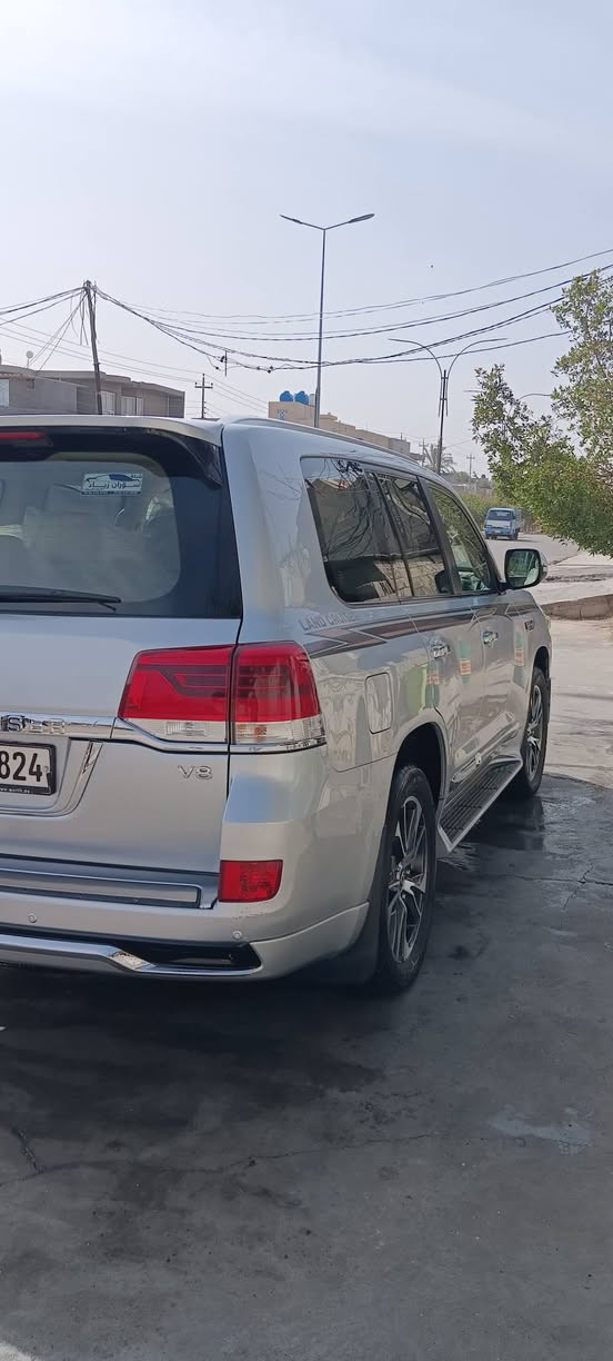 السلام عليكم
لندكروز GXR
سياره كفاله عامه من كلشي بشرط حته الدعاميات بشرط كفاله محرك 8 سلندر سياره جديده كلش مكفوله رقم سليمانيه بسمي سياره خير من الله حساس امي خلفي دبل موس تخم تاير جديد كلها على وضع الشركه اسبانه ممدود عليه 
شركة جيهان باب اول بشرط استخدام شخصي 
8ايرباك 
وبيها مواصفات اهواي 
بالعافيه على الي تكون من نصيه 
مكان السياره 
ديالى بلدروز 
للبيع او الامراوس بمديل 21او 22
سعر 530 وبيها مجال شي بسيط 
***********
***********
اتصل وبل خدمه
