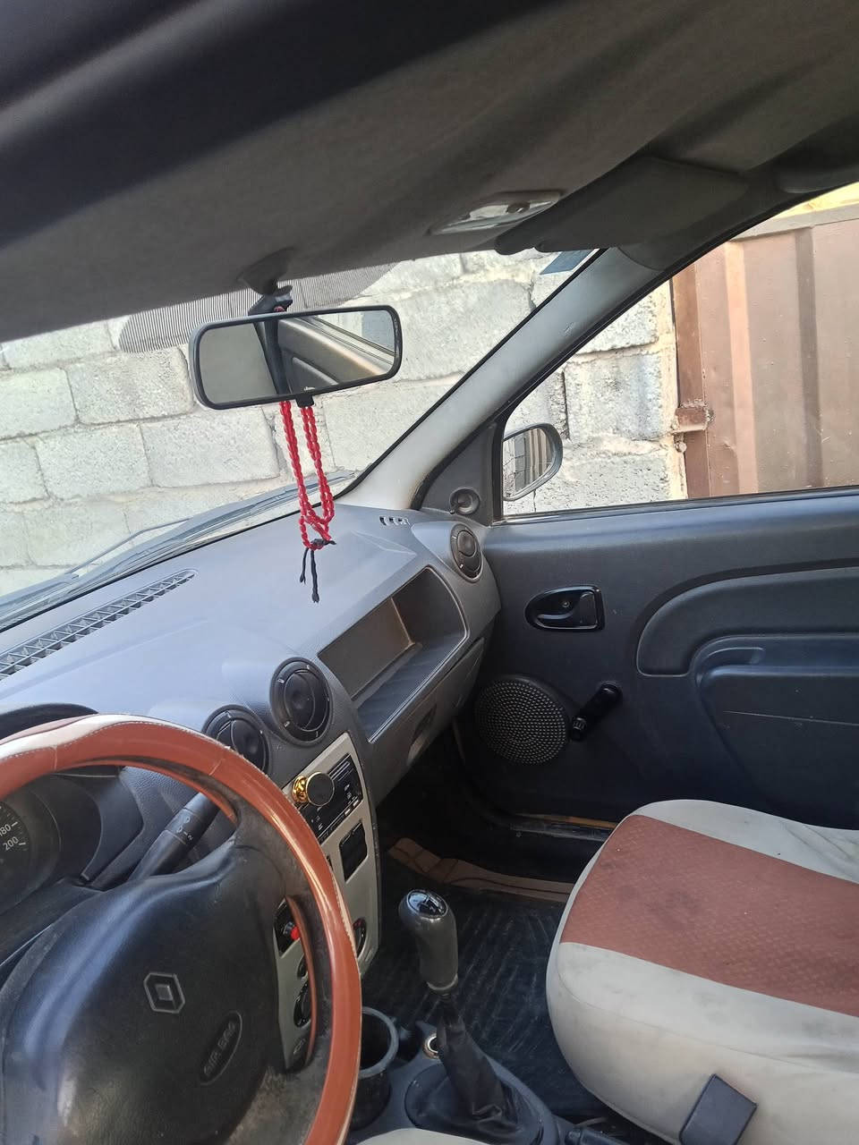 السلام عليكم بيع ومراوس مكاني محموديه حي الصفا رقم ***********
