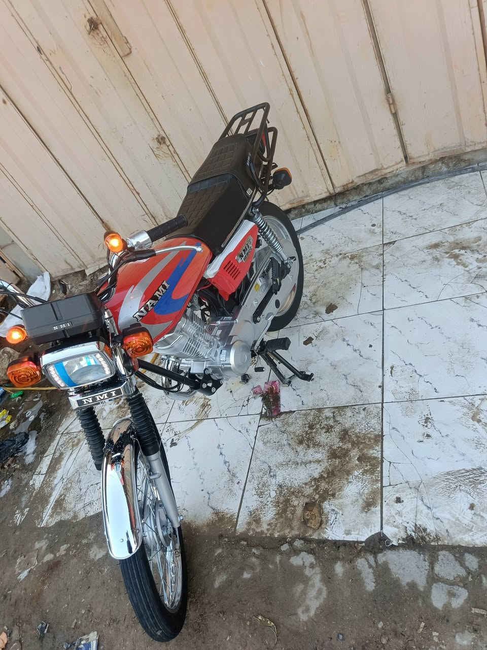 سلام عليكم دراجه لبيع نامه شلامجه مديل 23 وكيا  صارلهه شهر من طلعتهه  أوراق سكنر لسعر مليون 100  وبيهه مجال لشراي يتصل,***********
