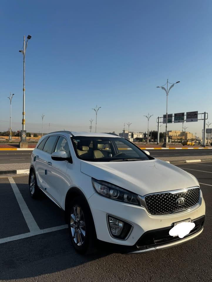 السلام عليكم
كيا سورنتوا 2016 
6 سلندر 3300 خليجية
فول عدا ( فتحة ) 
الملاحضات : باب الصدر + جاملغ الصدر وشبر من بنيد هذني صبغ + باب سايق شبر وشويه هم صبغ 
دواخل كله سليم ومابيها حادث قوي 
سونار مرفق هم
باقي السيارة من كير ومحرك وايرباك وكهربائيات كله سليم 
رقم بغداد تحويل يمي راعيها موجود كربلاء سيارة ( مشروع وطني) 
تخم تاير جديد
باتري جديد
دهن تبديل جديد هستوه 
سيارة تخبل ونضيفه و استخدام شخصي 
ماشية: 132 kmحقيقي
السعر اتصل وبيك خير وتدلل مكاني كربلاء 
***********
