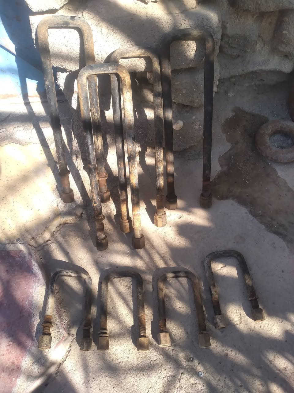 سلام عليكم للبيع ستداد حجم ٤١ +ستد حجم ٣٢ +قفايص خلفي و امامي +كشنات و مرايات مكاني البصره القرنه نتصال عله الرقم ***********
