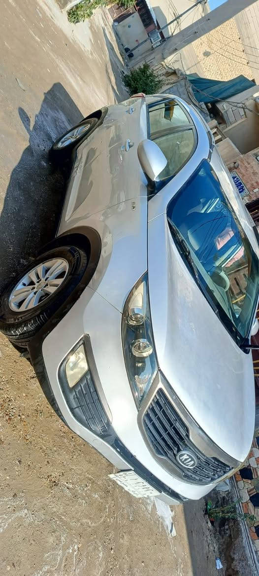 للبيع سبورتج ٢٠١٢ خليجي رقم ذي قار  بسمي هزة وسنويه ورقم كله جديده السيارة كفاله عامه من الصبق والتبديل شرط السونار محرك٢٠٠٠دوش تبريد ثلج كير وحدادية ومحرك خير من الله تخم تاير السيارة جاهزة من كلشي السعر ١٢٨ وبيها مجال***********مكان السيارة كربلاء  تجي شوف وتقتنع وبيك خير وادلل
