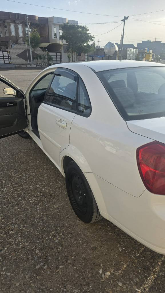 ئۆپترا مۆدێل 2010 - پاتری تازەیە - سەنەویی تازەیە - بۆیاغ و ساردی نییە - یەک تۆز شوێن تەرزەیی هەیە سەقفەکەیی - 86 و مەجال 
*********** كيفري, ديالى
