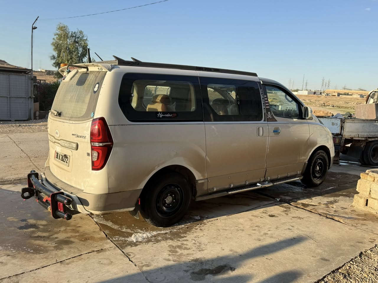 السلام عليكم ستاركس 2014 للبيع مكفوله كفاله عامه ماعده الي مئشر عليه باب وره سائق بس ذاك تكحيل كارت وسياره مصفره من كلشي وبسمي السعر 183 وبيه مجال ومكان سياره ديالى خانقين والي ياخذه بل عافيه عليه الاستفسار /*********** 
نرفع المنشور بصلاه على محمد وال محمد
