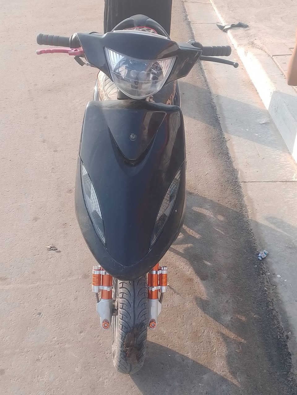 سلام عليكم شلونك شباب ماكس  البيع مكينه حاويه***********
