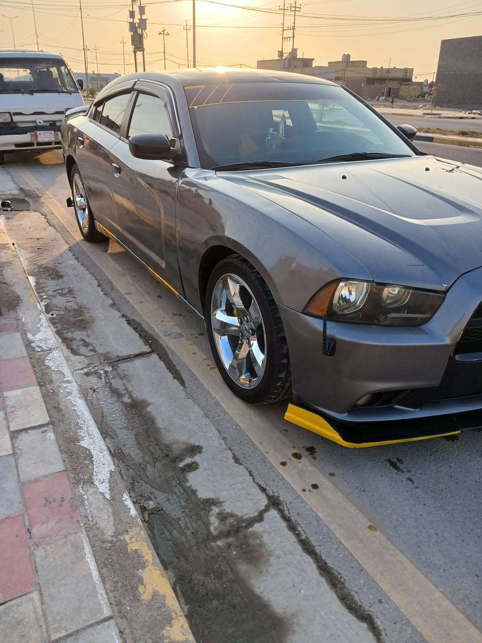 السلام عليكم جارجر ٢٠١٣ ادوات ادوات كــصة جنطه مكينه ٣٦٠٠ جاهزه مكينه وكير حداديه تخم تأير بدون رقم
السعر ٤٨ وبيها مجال بصيط مكان السياره كربلاء 
***********
