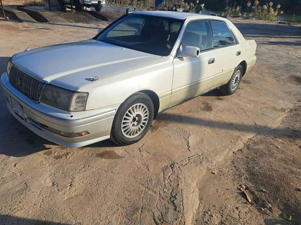 راس الثور فلات 98 بيه ضربه خفيفة جاملغ خلفي ومن كدام جهة السايق التفاصيل اكثر 
السعر 62 وبيها مجال
مكان سوق الشيوخ العكيكه
 ‎0786 988 9771
