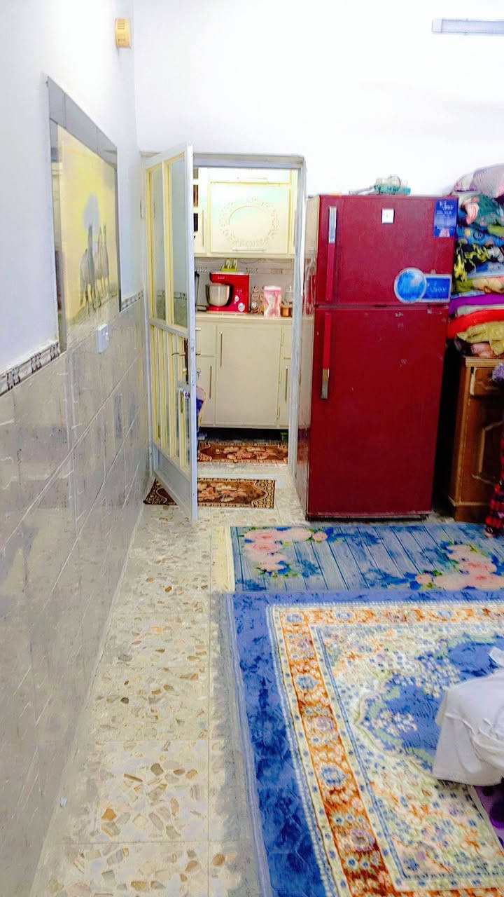 للبيع المساحه 100طابو صرف عنوان بغداد جسر ديالى القديم الساهرون فرع مكتبه التميز او قرب دكتوره هبه الشراي يتصل على الرقم الموجود *********** بيه واتساب
