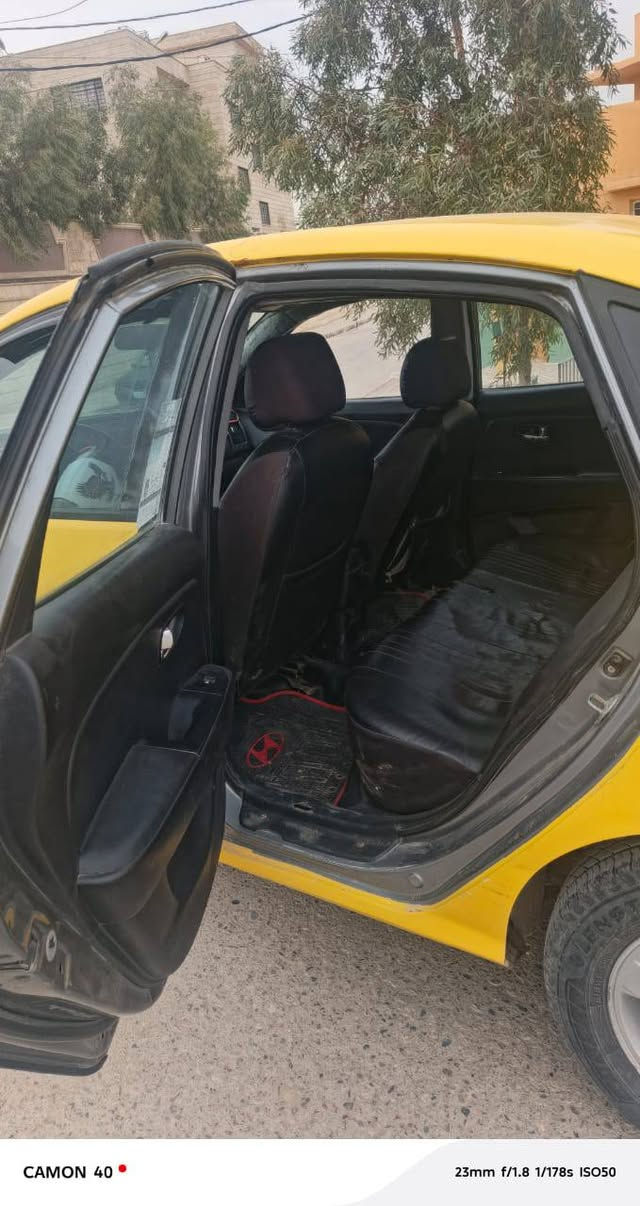 أنترا أمريكي للبيع موديل ٢٠١٠ كير ومحرك شرط مصفية هيئة وغرامات السيارة تاكية على صفحة السعر ٨٥ ورقة وبيها مجال قليل. هاتف كورك *********** آسيا ***********
