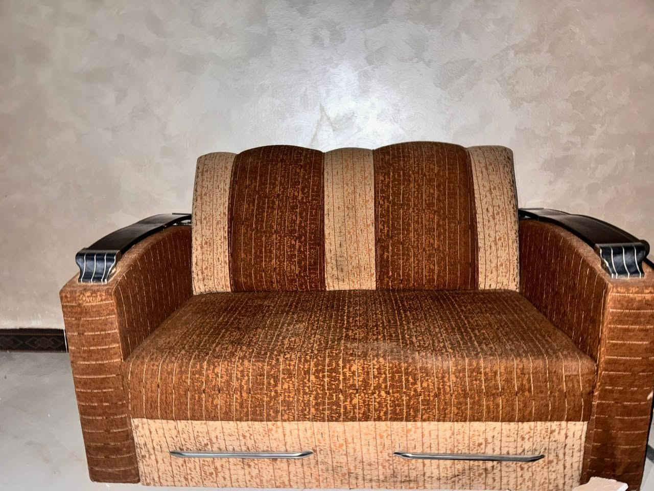 قنفات تركي باب اول تخم كامل
*********** ناصريه حي اور 
السعر ٦٠٠ وبيهن مجال
