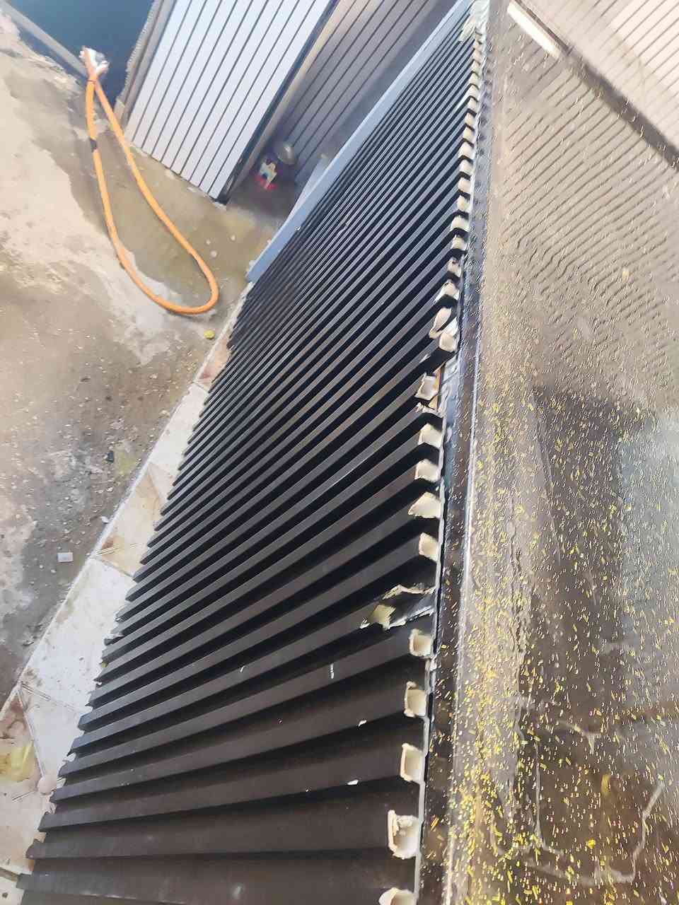 السلام عليكم اغراض للبيع كلمن وسعره مناسب جدا مكان بغداد ساحه عدن استفسار ***********
