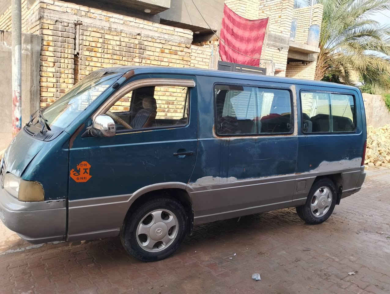 السلام عليكم استاذه للبيع موديل 96 سنويا 29 مكينه لا تنقيص ولا تبخير سياره جاهزهر***********
