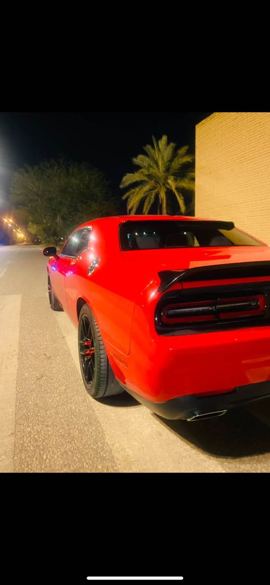 جالنجر 2016
Sxt
المواصفات 
كشن كهرباء 
تحكم جهتين 
شفتات  
بصمه 
شاشه كبيره 
ويل تو سايز 
الحادث بنيد فقط 
حادث سطحي بدون اي شي ثاني 
محرك 3600 
رقم شمالي باسمي 
السعر 163 وبيها مجال 
***********
العنوان بابل حلة, بابل
