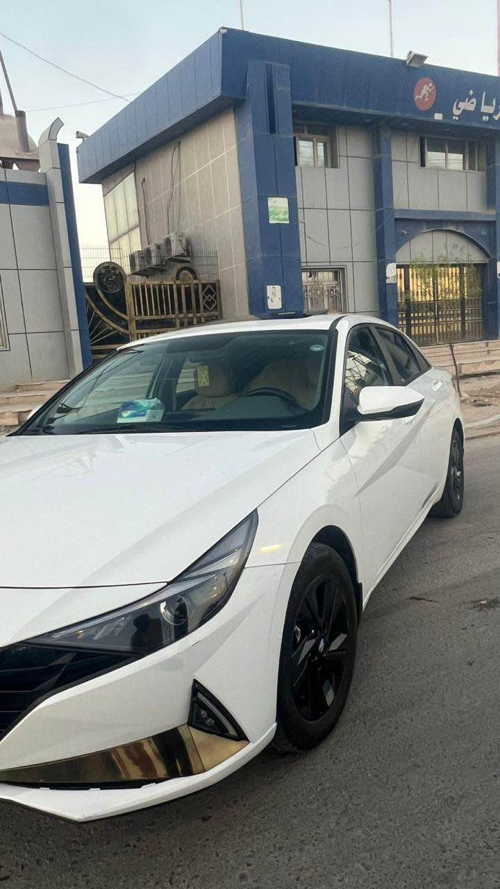 للبيع النترا 2023
وارد خليجي 
كوري اصل 
كير Atm المرغوب مو سي في تي 
مكينة 1.6 
مواصفات الخليجي معروفه 
بيها بارد بالجاملغ الخلفي كد شبر وشخط بايسكل كما موضح في الصور عدى ذلك كفالة 
ماشيه 76 
مستعجل ورايدها ب147 وبيها مجال بسيط حك الجيه 
مكان السيارة البصرة الزبير 
رقم الهاتف 
*********** Singapore
