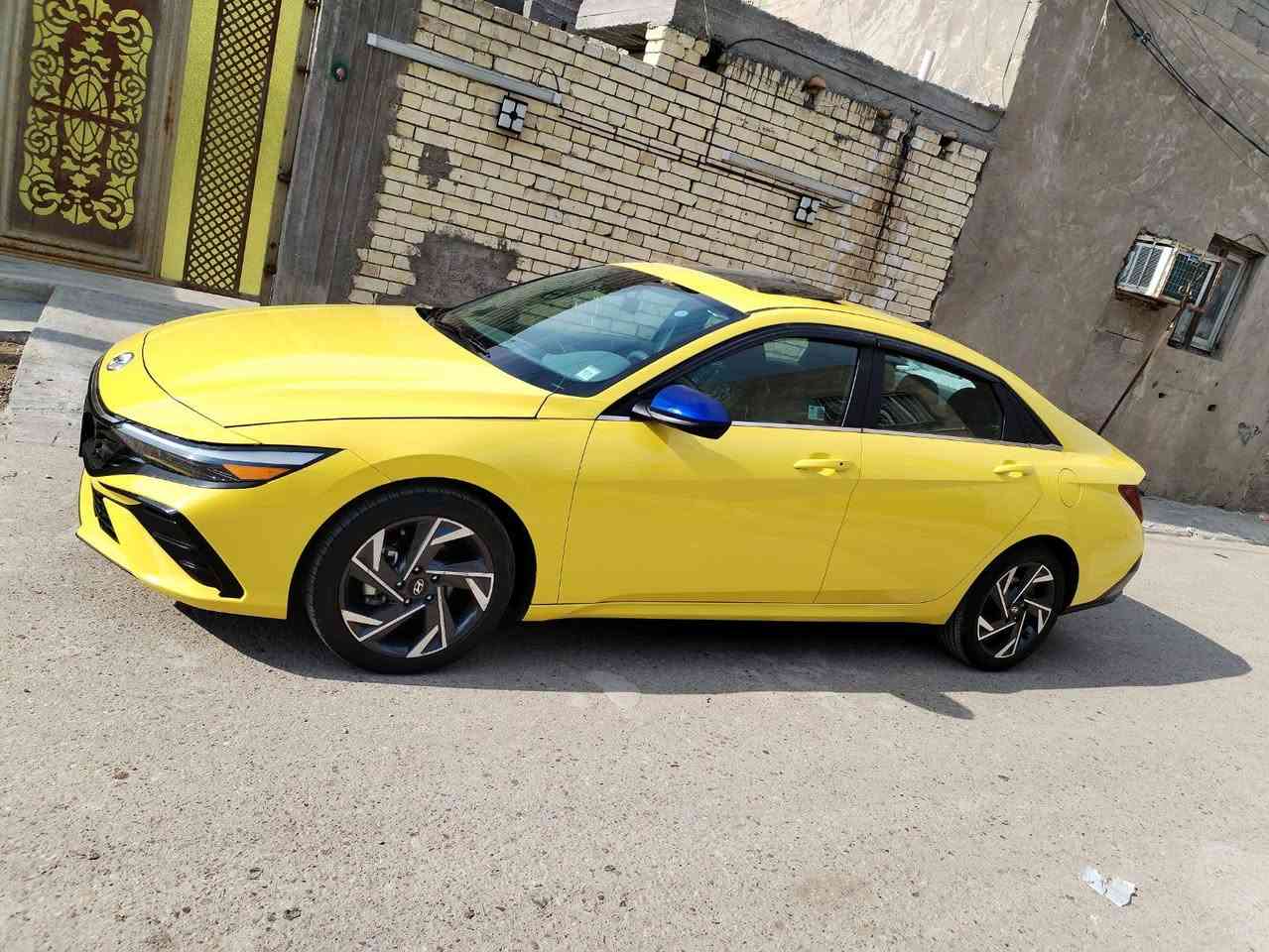 النترا 2024 فول بدون ايرباك
بصمه فتحه تدفئه كشنات شاشه متصل 
دخول اصفر برتقالي اجره 
بغداد 
السعر 152 بدون رقم 
***********@
