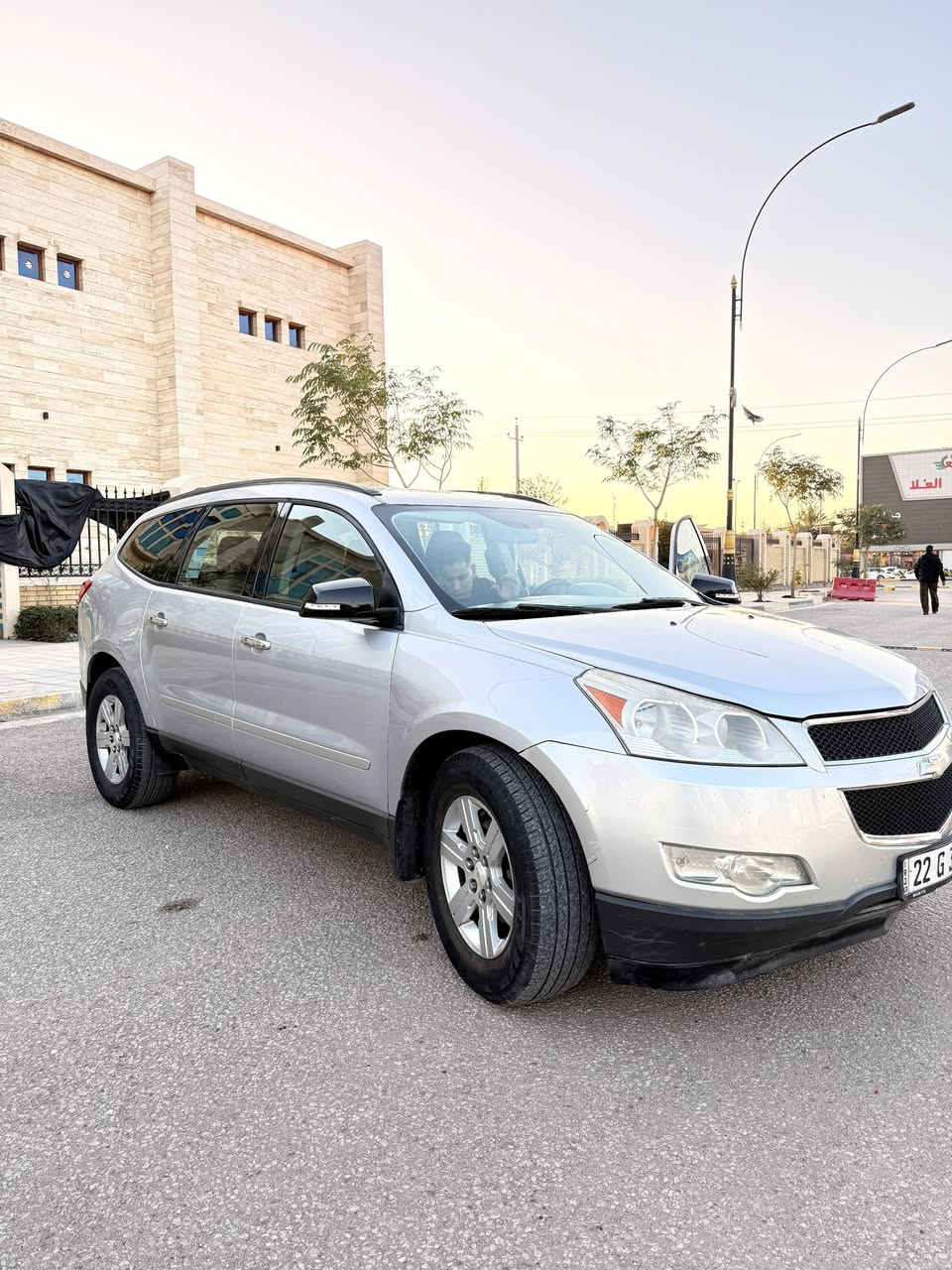 السلام عليكم  السونار مرفق 
شوفر ليت ترافلس موديل ٢٠١٢ خليجيه 
مواصفات LS
السعر ٨٨ وبيها مجال 
بدون حادث كير مكينه حداديه تايرات جدد 
شرط المداور رقم اربيل سنويه لل ٢٩ 
مكانها كربلاء 
***********
***********
