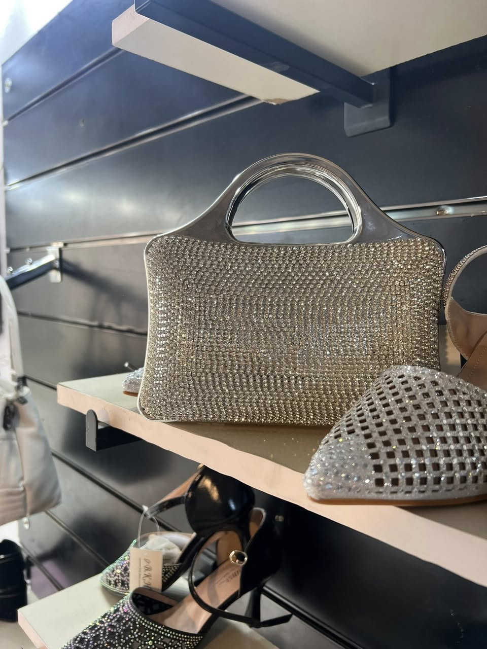 پێنجوین


**إذا كنت صاحب هذا الإعلان وتريد حذفه لأي سبب، رجاءا أرسل رسالة إلى الدعم الفني**