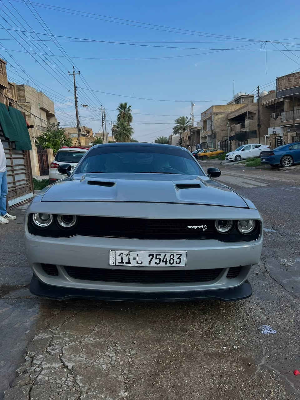 السلام عليكم 
جالنجر للبيع 

*تبديل لون 

موديل 2019 SXT

السياره مصروف عليه 

عداد المسافه 90mi حقيقي

1.منضومة تبريد جديدة
2.السياره كير ومكينة شرط 
3.اكسل شرط
4.حدادية خلفية 100% 
5.حدادية اماميه 75%
6.دبات ريمونت 
7.دوشمة الداخل عمل كراج شنايزر 
8.تخم تاير جديد 
9.تو ويل sxt

رقم بغداد باسمي. 
رقم التواصل: ***********

السيارة كاملة مكمله عدا الدهن والبانزين ما تضيف شي 
السياره رايده 132 ورقه وبيه مجال بسيط 

هذا رقم الشاصي 

2C3CDZAG5KH617561
