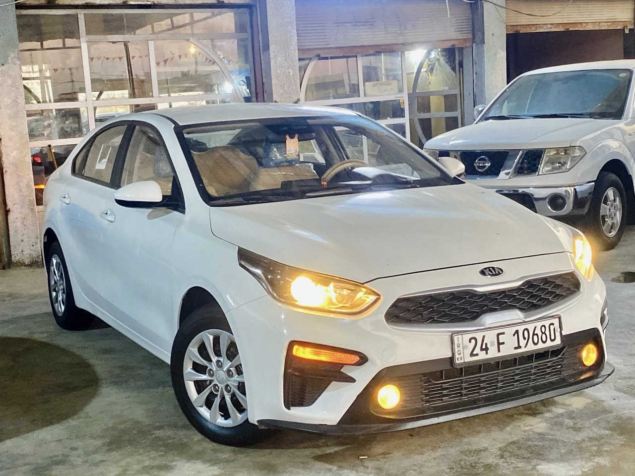 كيا سيراتو 2020 خليجي رقم الجديد
1600 محرك  سياره كفاله من الصبغ والتبديل   بيه فقط رصعات  بسيطه جدا مكان السياره صويرة لاستفسار تصل 
*********** لسعر 148 وبهامجال
