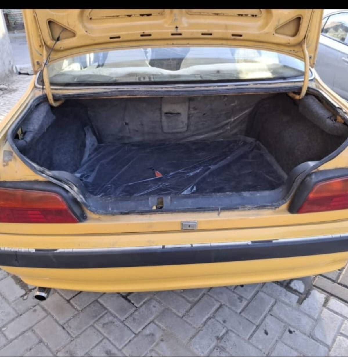 ياالله سلام عليكم شباب بيجو بارص 2015 كير ومحرك حاويه الله شاهد لاتنقيص ولا تبخير سياره خير من الله ربع ماذب عليه كفاله عامه من عده طخه بصيطه كلش جوه المازده ومعمره السياره بسمنه تحويل مباشر السياره جديده بمعنه  الكلمه حداديه جاهزه  السعر 47 وبيه مجال حك الجيه مكاني بغداد النهروان متواجد واتساب وعل خط***********
