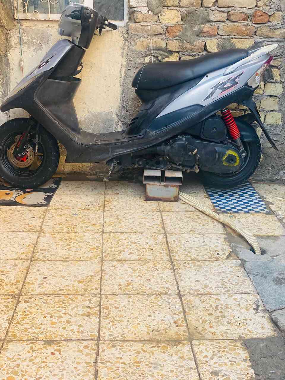 سلام عليكم دراجه كله بلاديه نكره سلف  مثل ما موضح كله شغاله ختم واحد كفر أشاير عداد  دراجه حلوه ما نقصه شي تجي تشغل سلف وتروح مكان حله مركز موجود خاص سعر 650 وبيه مجال قليل 🫡


**إذا كنت صاحب هذا الإعلان وتريد حذفه لأي سبب، رجاءا أرسل رسالة إلى الدعم الفني**