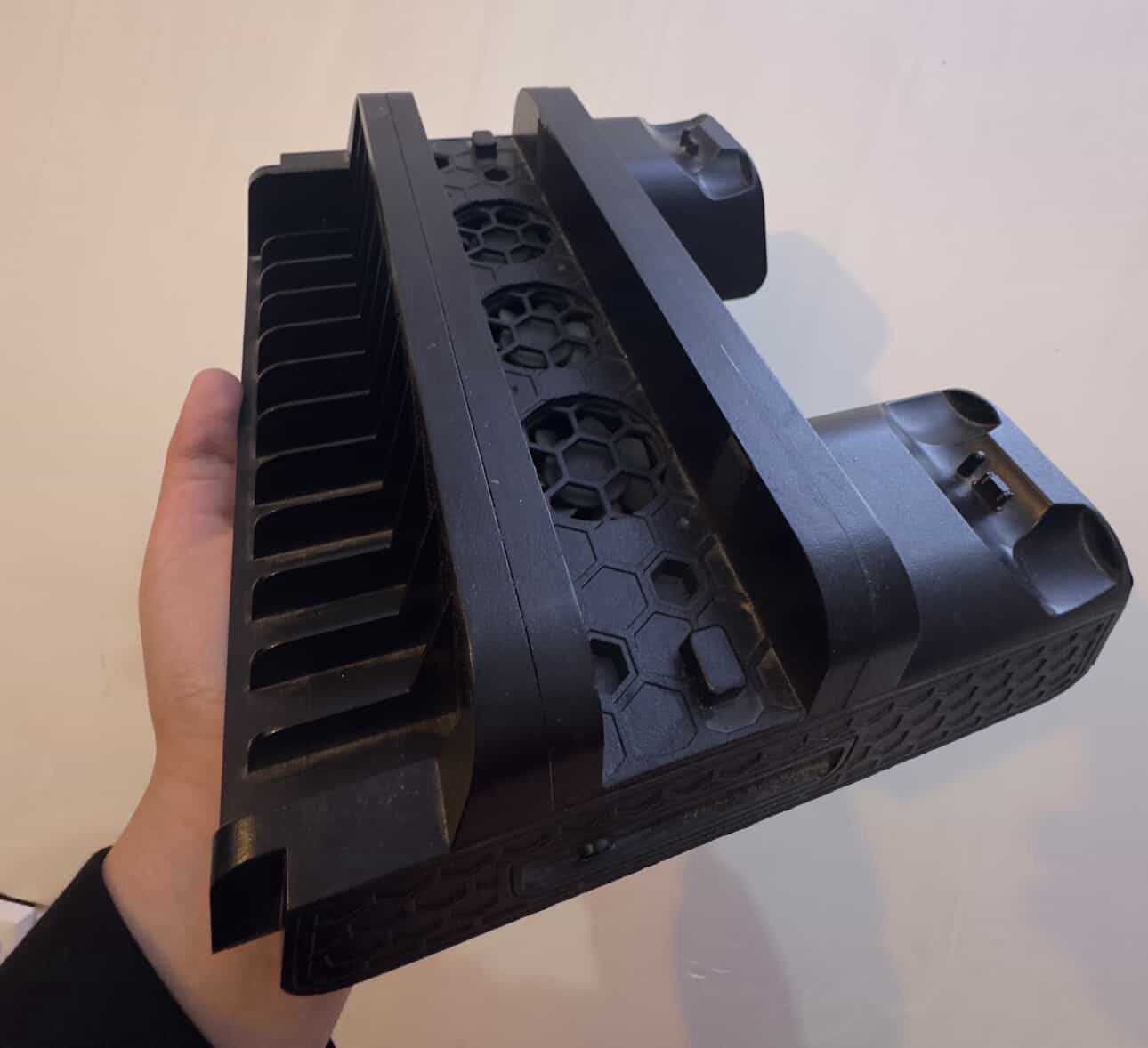 سلام عليكم
بلي 4 سلم لون اسود ذاكره 
1 تيره نظيف جداً استعمال 
اربع اشهر لا مفتوح ولا مصلح
مع كامل محلقاته الاصلية والكارتونه

مع قاعدة بلي تكفي 12 قرص
مع مراوح تبريد مع مكانين
لشحن الجوستك 

مع جوستك تجاري باب اول نضيف جداً

مع قرص رينبو 6
 
العنوان بغداد السيدية
السعر 220 قفل
للتواصل ***********
