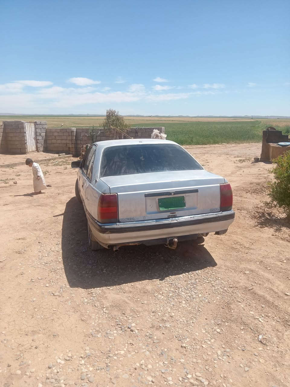 وميكا للبيع رقم نينوى أخضر راعيه متوفي سعر ١٢ وبيها مجال ***********
