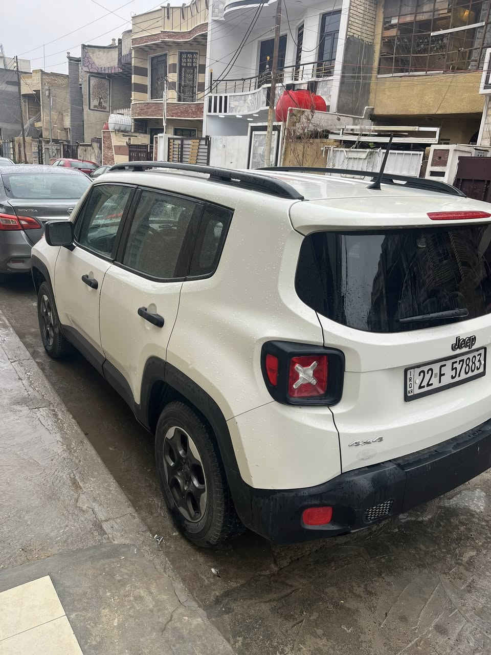 جيب رينكد ٢٠١٧
فئة sport

محرك ٢٤٠٠

رقم اربيل باسمي السيارة

ماشية ٨٤ الف كم

حادثها جاملغ و باب جهة السائق مبدلات  موضحه بالصور

السعر ١٢٠ ورقة مكانها بغداد السيدية  

***********
