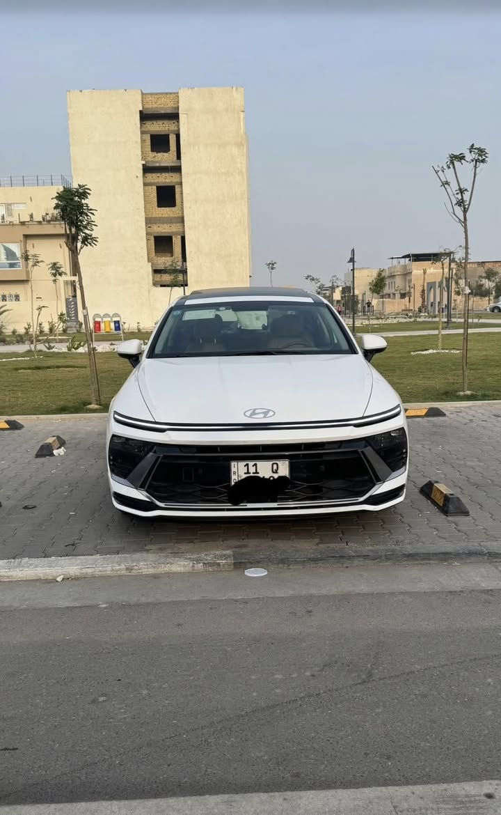 سوناتا 2025 خليجي كفاله عامه من كلش حتى الشخط
فول مواصفات :
بانوراما 
كشنات جلد جملي
كشنات كهرباء
بردات خلفيه
تبريد لمس
عداد شاشه
مرايات كهرباء
تشغيل عن بعد
اناره محيطيه 
لايتات لد امامي وخلفي
اتو هولد
4 وضعيات قياده
حساس امامي خلفي
كير تعليك
سياره ماشيه 22km
رقم بغداد باسمي تحويل ثاني يوم 
مكانها بصره للاستفسار:
***********

