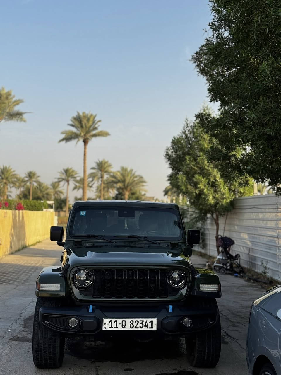 Jeep Wrangler  2022 صحاري  2.0L 4 plug-in
حجم المكينه : 2000 تيربو + هايبرد + بلكن شحن 
الشحن يمشيك 30 ميل
المسافه المقطوعه : ٢٥ الف ميل     
حادثها فقط الدعاميه الاماميه حسب  ماموضح بالصور  ايرباك ستيرن فقط      
رقم بغداد الدولي
1.قماره تتفصخ اصير كشف
2.بصمه 
3.لوكير
4.كشافات 
6.شحن خارجي
7.بك لايت لد 
8. شاشه
9.سستم صوت دمام خلفي + امامي 
10.لايتات زنون هايلوجين
11.كشنات جلد اسود بلادي 
12.سقف اسود بلادي 
13. تحكم استرين
14. ويل حجم 20
 السعر 260  وبيه مجال 
مكان السياره بغداد للأستفسار اكثر اتصل ***********
