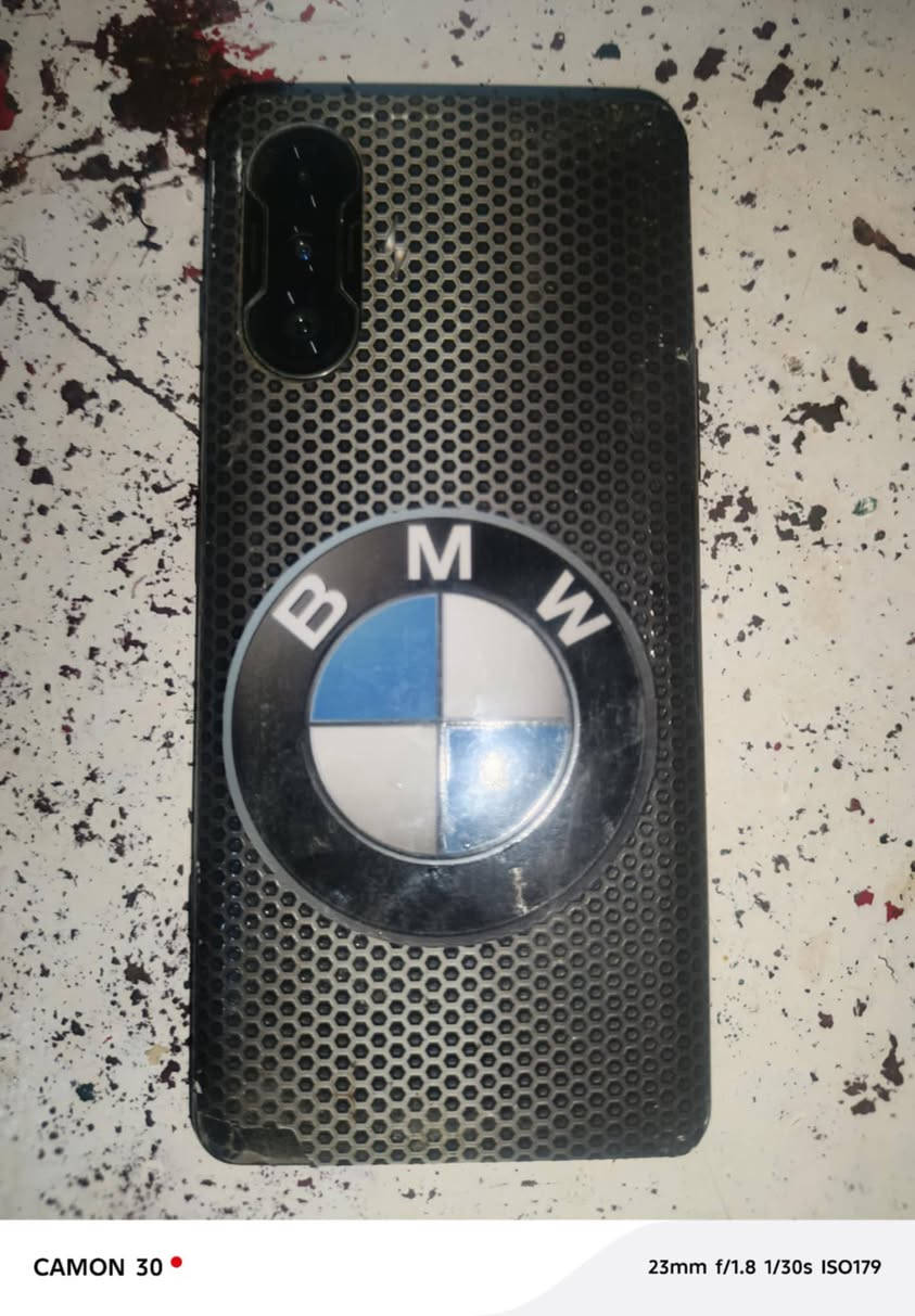 جهاز k40 Gaming ببجي 90 فريم شفتات شغال بس ضهر مكسور مخليه لزكه سعر 200 قفل رقم *********** مكاني كوكجلي
