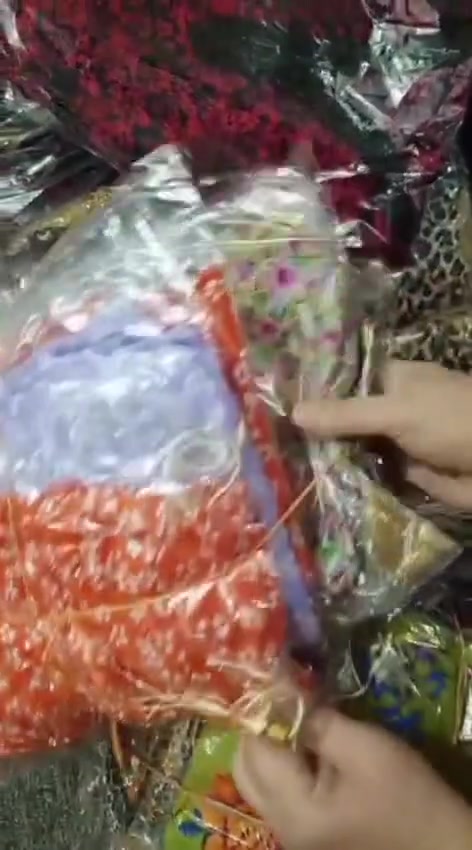 ايروبين مطعم بالكشمير  سعر الدرزن. ٤٥    الف


**إذا كنت صاحب هذا الإعلان وتريد حذفه لأي سبب، رجاءا أرسل رسالة إلى الدعم الفني**