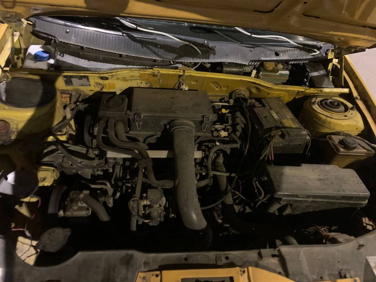 سمندصفر موديل ٩مكينه وكير وكلج جددت صبغ بدون ضربه تبريد شغال تخم تاير جدد كهربائيات كله شغاله رقم دولي سنويه لحد ٢٠٣١ سعر٢٧ وبيه مجال حك موبايل ***********
