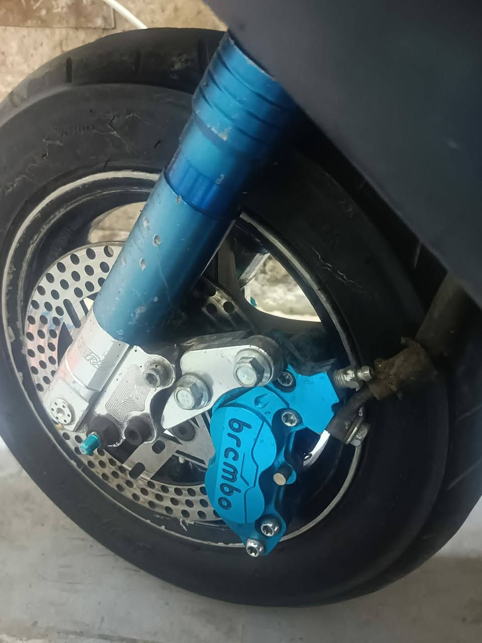 مكاني بغداد مدينه الصدر دراجه خير من الله شلعه
معدل نعومه كهربايات وبيهه تزويد خير من الله متوازي عليهه دراجه مال جني وبلعافيه علي اخذهه
سعرعه 950 وبيهه مجال متواجد رقم واتساب 
‏‪0772 902 8330‬‏
