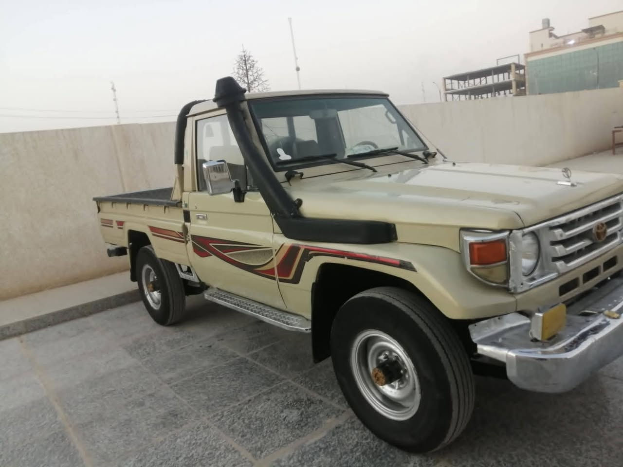 حوثية للبيع موديل 88 رقم ديالى مشروع وطني شاصي ومكينه وكير ولو كير كفاله تبريد
وكهربائيات كله شغاله السعر
70باقي التفاصيل الاتصال 
***********
