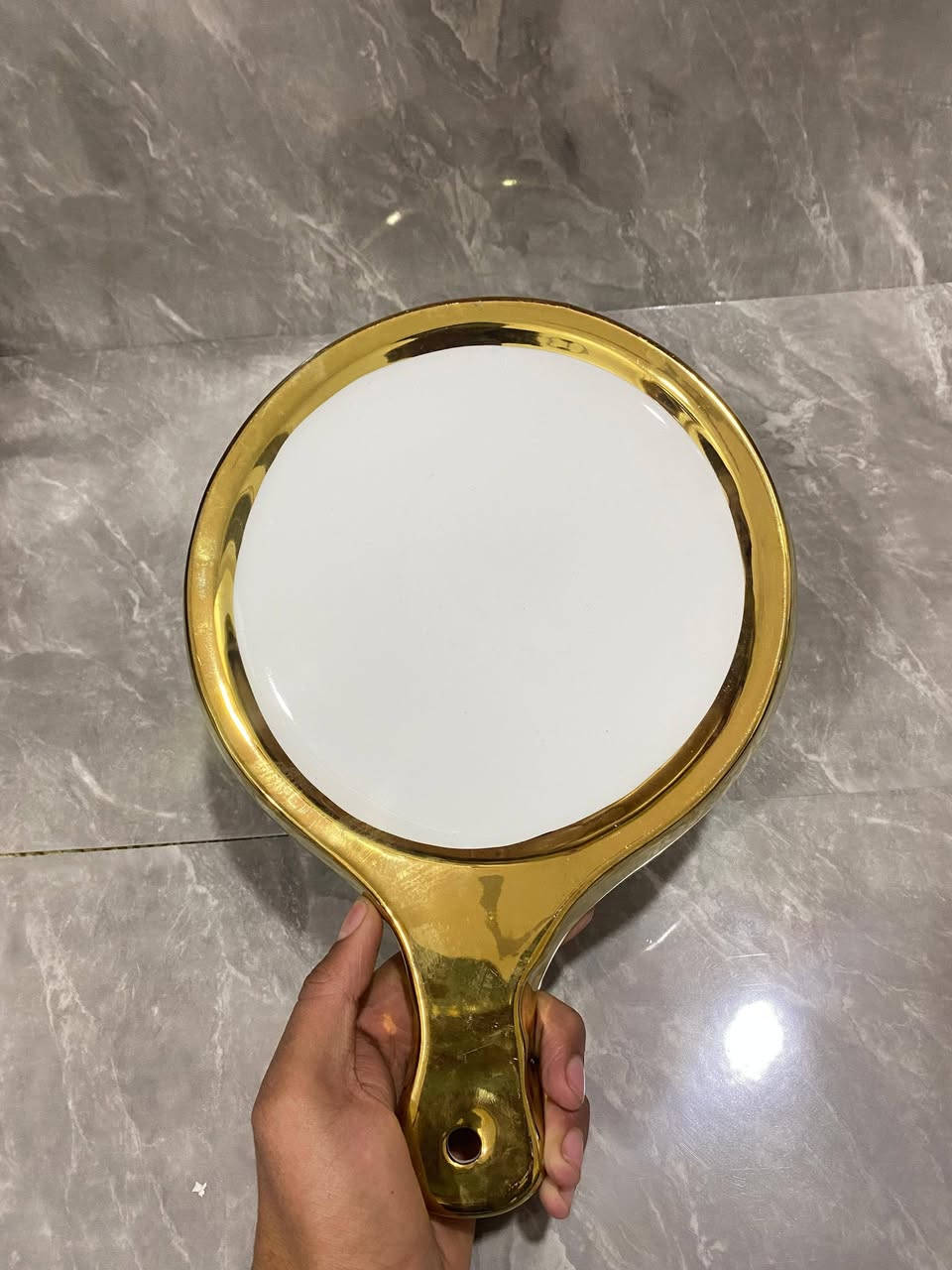 السلام عليكم اخوان بضاعه فرفوري جمله مفرد داخل سامراء وكل العراق الجمله على شكل كراتين والمفرد قطع متوفر بهاذا الشكل في الصور للحجز والاستفسار سكرين للقطعه التعجبك راسلني على الخاص او واتساب ***********
