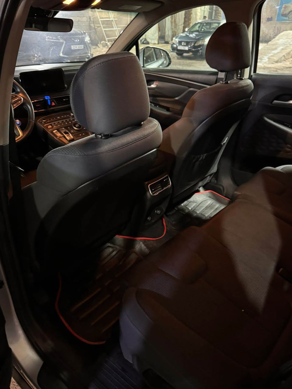 سنتافيا
الموديل2023
وارد امريكي 
سياره حلوه وجاهزه 
حادثه سطحي مبدل قطع اصليه
مكاني البصره الجزائر
للاتصال ***********
السعر190 بيه مجال البصرة, العراق
