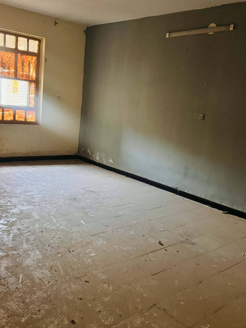 للبيع قطع طابو صرف يرادله بعظ الإضافات أو يعتبر تفليش موقع سكني ممتاز البلديات حي الصحفيين فرع نافذ  المساحه 100م واجهة 5 النزال 20                      ⬇️⬇️⬇️⬇️⬇️⬇️⬇️⬇️⬇️⬇️⬇️⬇️⬇️⬇️⬇️⬇️  للاستفسار الاتصال على أرقام المكتب                         ***********  📞***********                        نستقبل جميع العروض بيع وشراء الدور والأراضي
