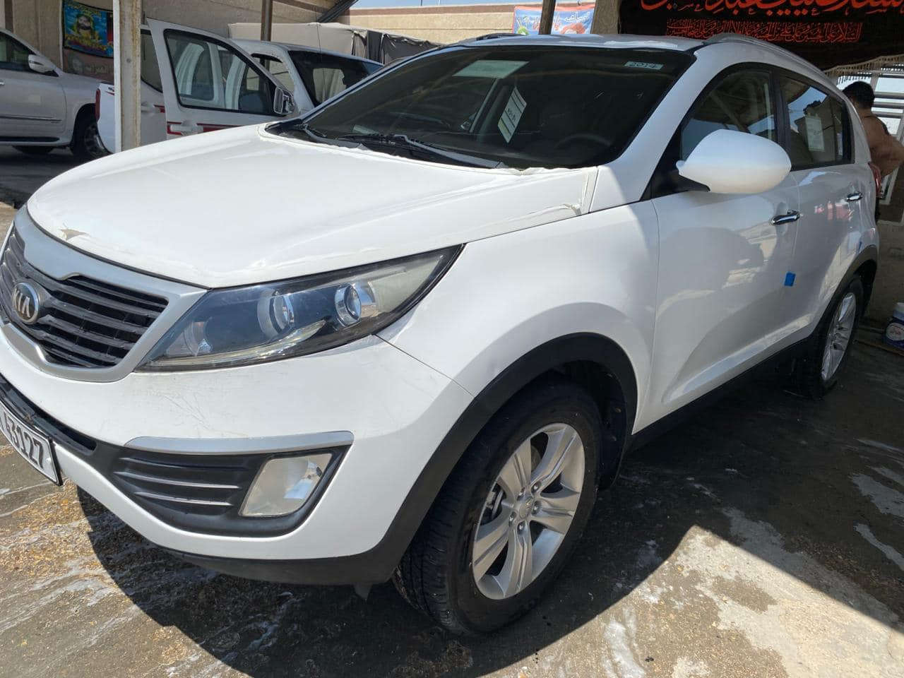 للبيع سبورتج 2013 خليجي 
مكينه كير حداديه تخم تاير كله شرط 
مكفوله سياره فتح ضربه تبديل عدا رش نص الجاملغ الأمامي والباقي مكفول سياره جاهزه من كلشي رقم ذي قار رقم الجديد سنويه جديده مشروع وطني السعر 142 وبي مجال 
***********
مكان السياره السماوه
