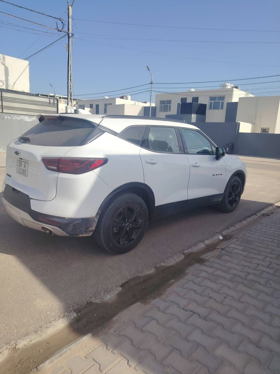 السلام عليكم
شوفرليت بلايزر LT2  2023

رقم نجف 

موصفات عدى الفتحه 

جنطه كهرباء ردار امامي وخلفي

تحكم ستيرن جهتين مثبت سرعه

تشغيل عن بعد بصمه

كشنات تدفئه تبريد تبريد 2 قطعتين

محرك ٤ سلندر  تيربو 

وارد امريكا حادث صفحه بدون تبديل اي قطعه 
البچم كبس مابي اي مشكله 

السعر 175  وبيها مجال
 واتساب او اتصال فقط خاص ماكو 
رقم: ***********
