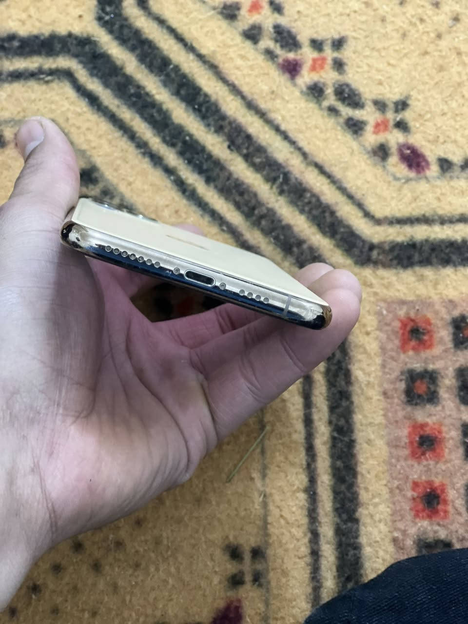 ‏سلام عليكم 11ابرو ماكس للبيع جهاز مبدل بس بطارية اصلية جهاز كلش نظيف تجي تفحص وشوف سعره 375 في مجال حق الجاية مكاني كربلاء *********** موجود واتساب.
