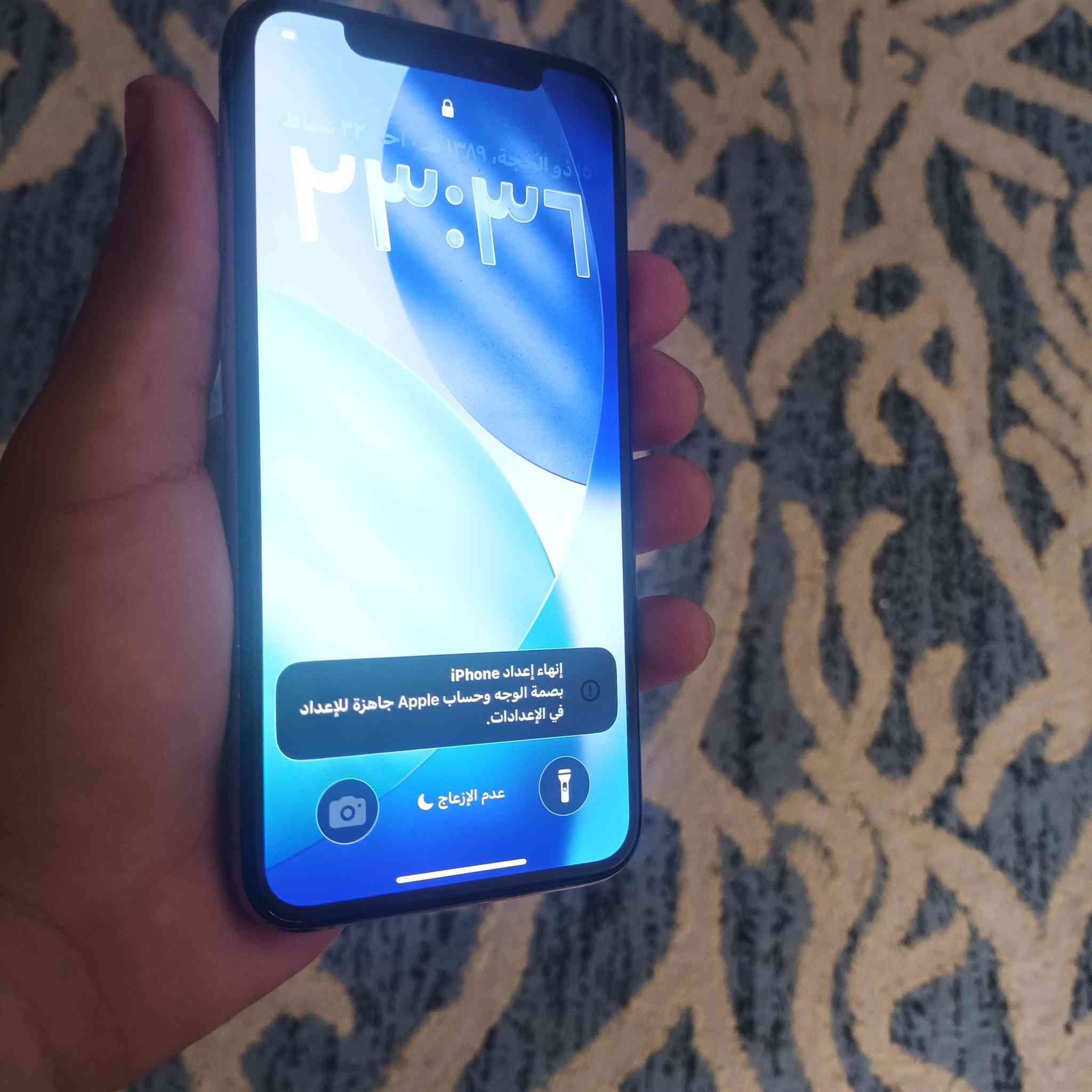 السلام عليكم للبيع ايفون ١١ برو  مفتوح تخطي كامره شاشه كلشي جاهز عنوان بغداد السعر ١٢٥ بلاش  ***********هاذا بي واتساب و***********
