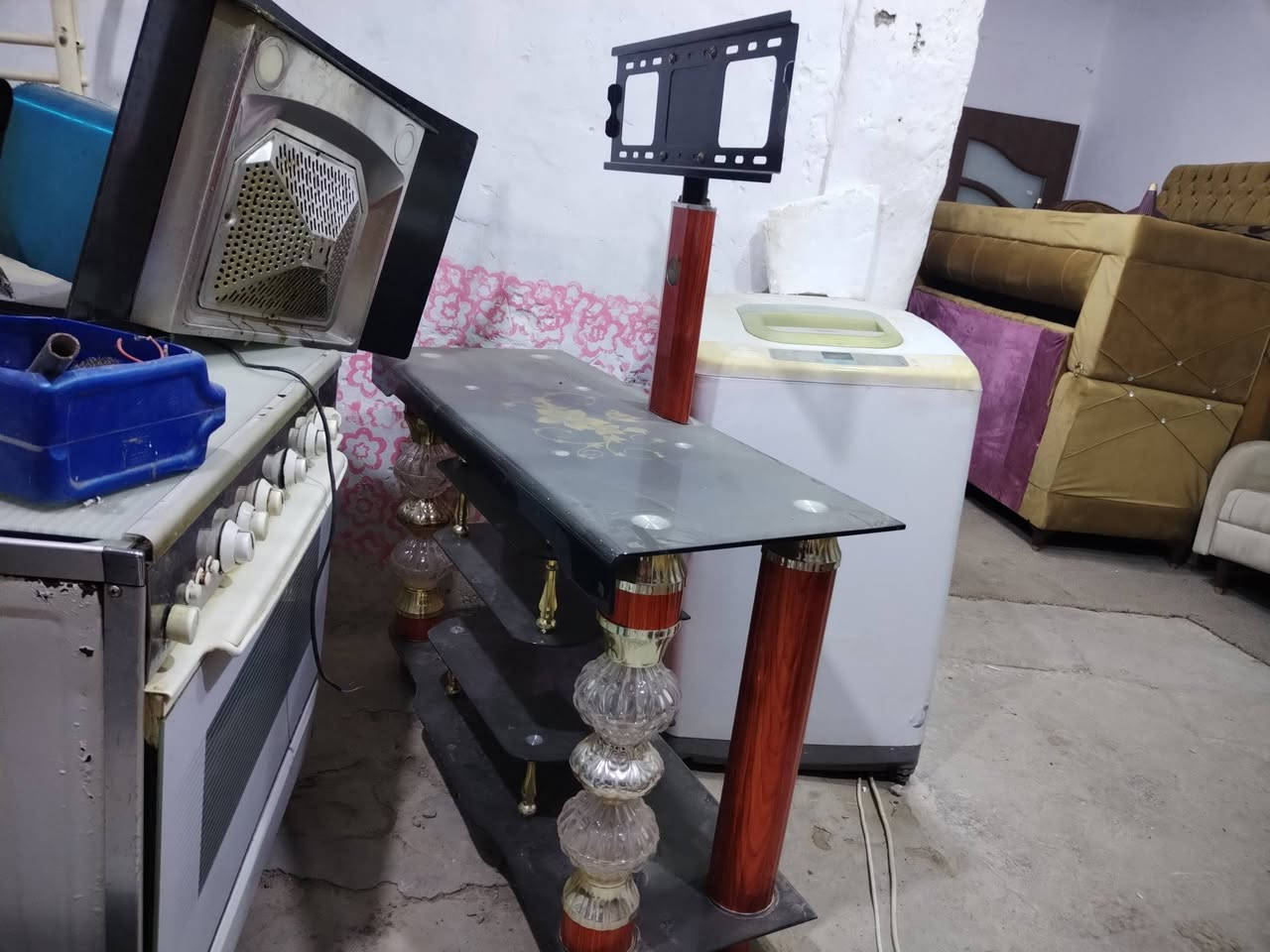ميز بلازما للبيع سعره ٤٠ الف كلش نظيف
ديالى منطقه سيف سعد بالخدمي مقابل محطه الكهرباء الجديده قرب جسر الغالبيه مقابل مكتب لمسات العماره للمقاولات
***********
***********
