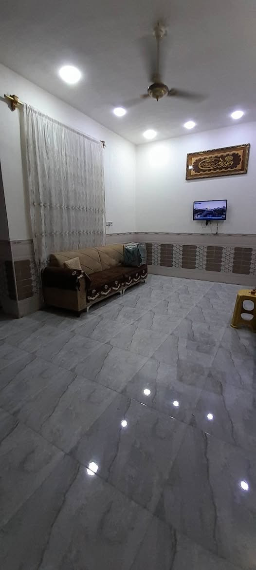 دار للبيع طابو زراعي سند ٢٥ المساحه ٢٠٠ م منطقة الدفاس  قطع كريم ماهود بناء الدار تشمل استقبال +مطبخ كبير وصاله كبيره مع صحيات عدد ٢ خارجي وداخلي مع غرفة نوم عدد ٢ وللاستفسار الاتصال على هذا الرقم ***********
