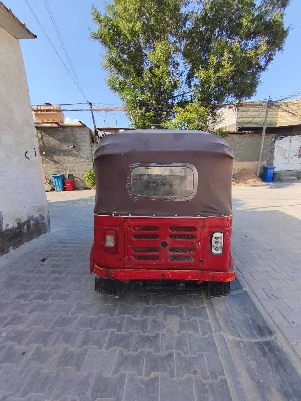 السلام عليكم تكتك للبيع موديل 2018 نضيفه كبل للشارع سعر مليونين 700عنون بغداد الشعب ***********
